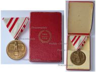 Austria WW1 Commemorative Medal without Swords for Non Combatants by Grienauer Boxed