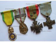 France WW2 Set of 4 Medals on Officer's Bar (Valor & Discipline Medal, WWII War & Combatants Cross, Commemorative Medal with Liberation Clasp) pDR02231