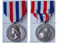 France Railroad Silver Merit Medal for 25 Years Service 3rd Type Attributed to Female 1970 by Paris Mint