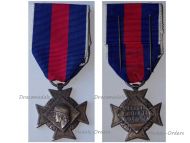 France WW2 Cross for Voluntary Services Silver Class 2nd Type with Large Head by Delannoy in Silvered Bronze