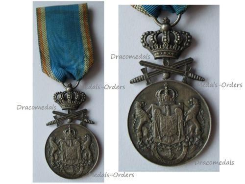 Romania WW2 Medal for Loyal Service with Crossed Swords War Variant for the Military 2nd Class 1938 1947